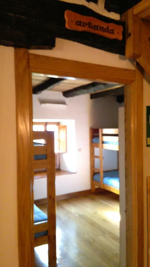 Albergue Mandoia Aterpetxea Аранцасу Екстер'єр фото